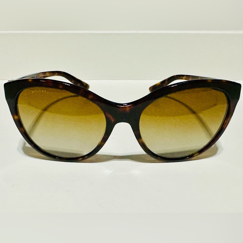 Brand New in Box Authentic Bulgari Women’s Sunglasses Tortoise/Brown Gradient